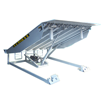 6-15T Laadcapaciteit Stage Dock Leveler/Container Forklift Loading Ramp