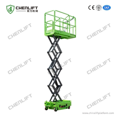 Compacte en aangedreven mini schaarheftruck met een platformhoogte van 3,9 m en een belasting van 240 kg voor prestaties