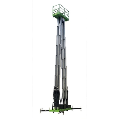 Drievoudig Mobiel Lucht het Werkplatform 12m van Mast Handpunshing het Opheffen de Capaciteit van de Lijst300kg Lading
